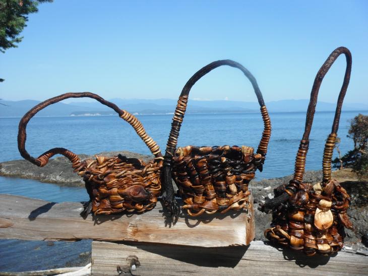 Baskets made entirely out of kelp